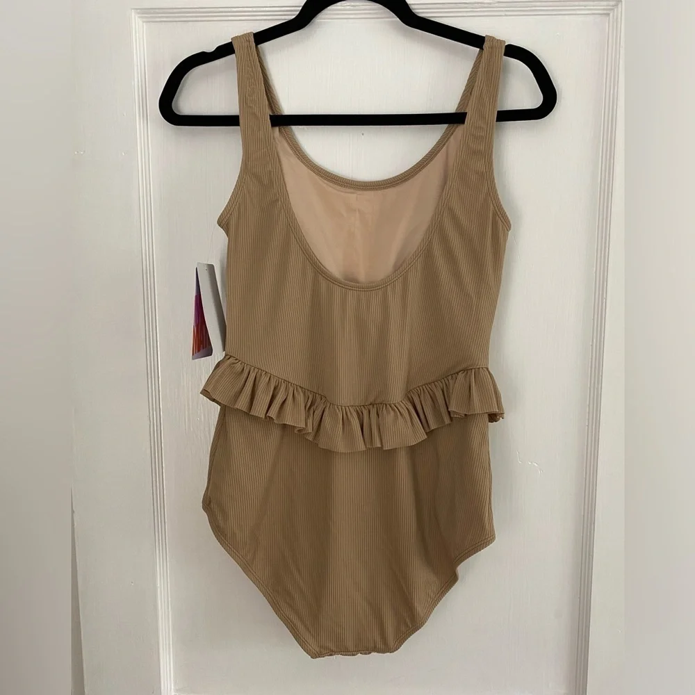 KORTNI JEANE Women’s Ribbed Sand Brown Skirted One-Piece Swimsuit in Size M NWT - Picture 9 of 9